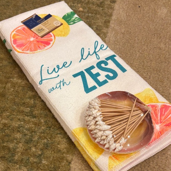 Other - NWT Shell Tip Toothpicks in Shell & Citrus Towel